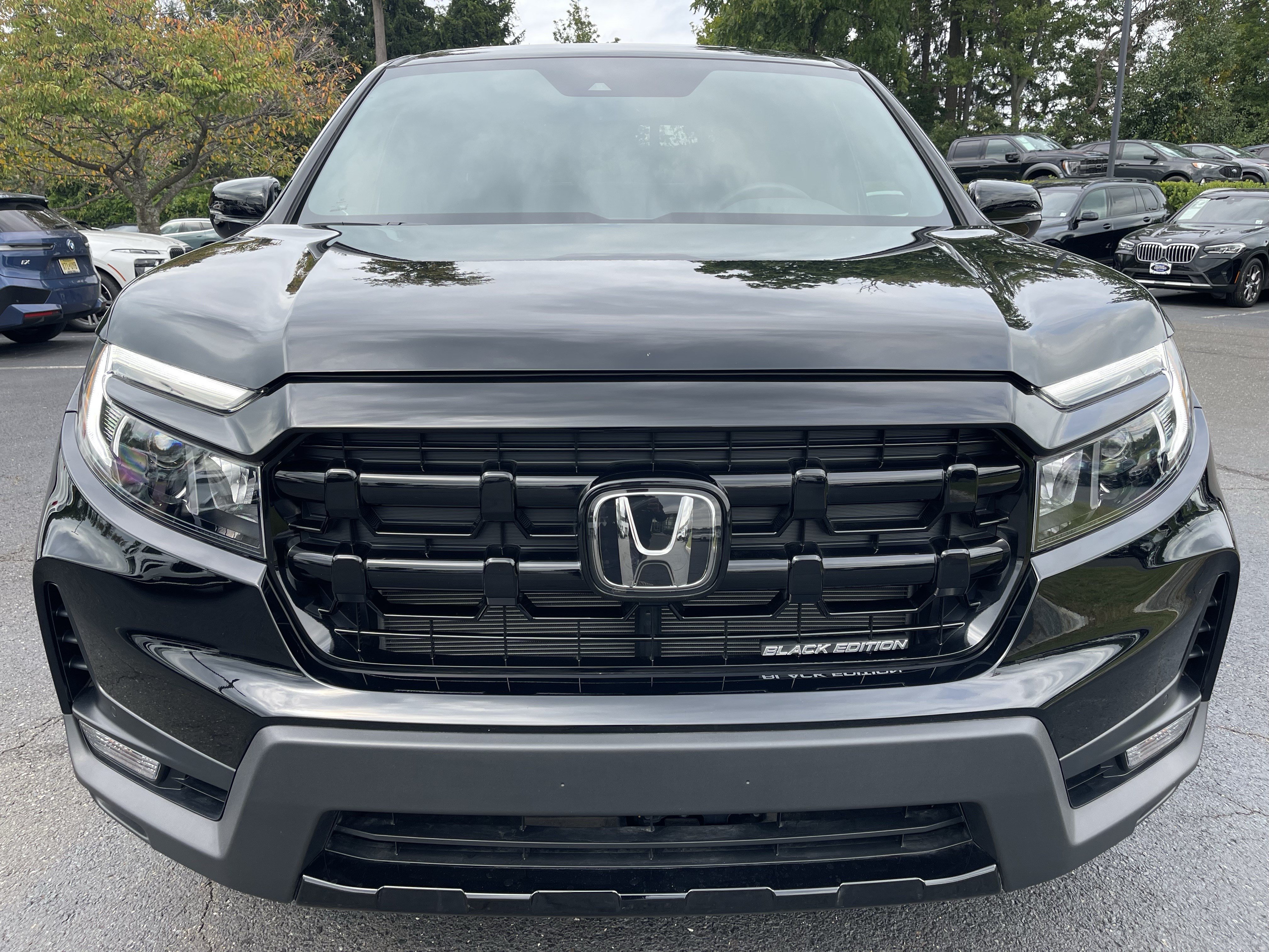 Used 2025 Honda Ridgeline Black Edition image 2