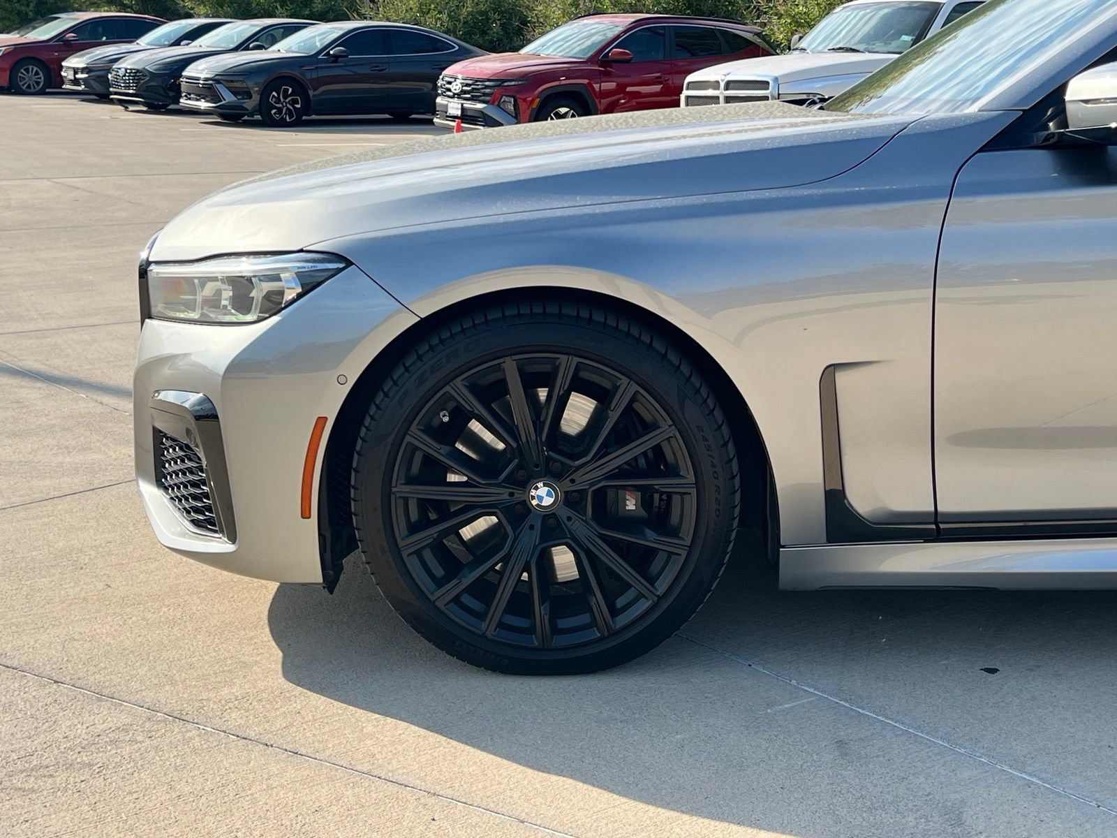 Used 2022 BMW 750i xDrive w/ Executive Package AWD/4WD image 8