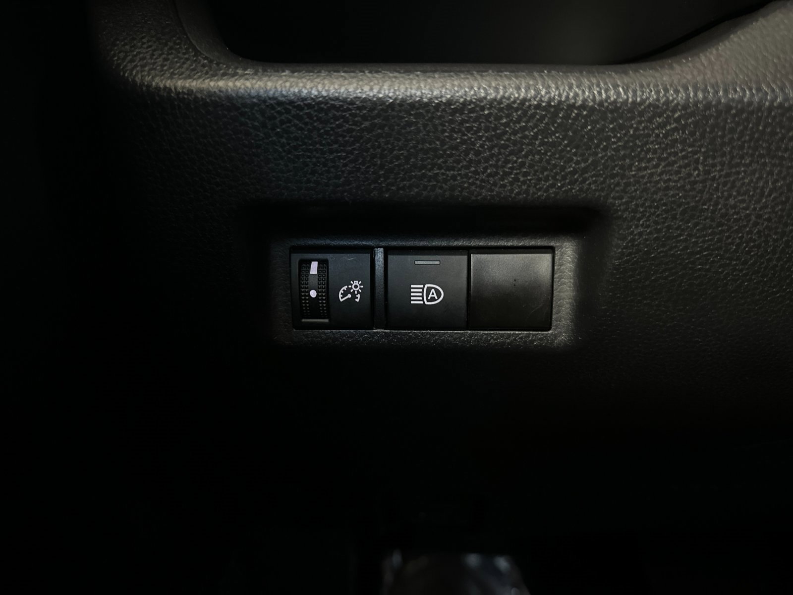 Used 2023 Toyota RAV4 XLE image 26