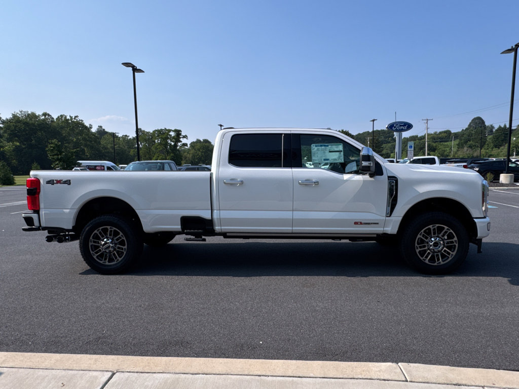 New 2025 Ford F350 Platinum w/ Platinum Plus Package image 2