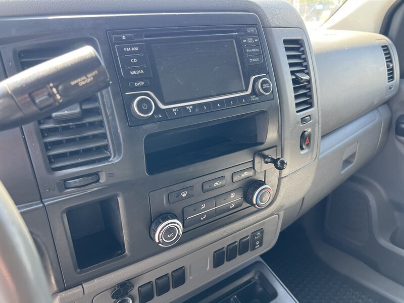 Used 2018 Nissan NV 2500 S RWD image 12