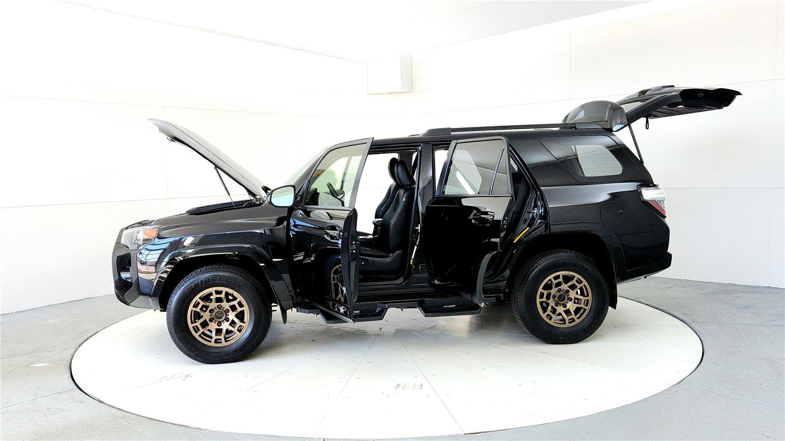 Used 2023 Toyota 4Runner 40th Anniversary SE image 10