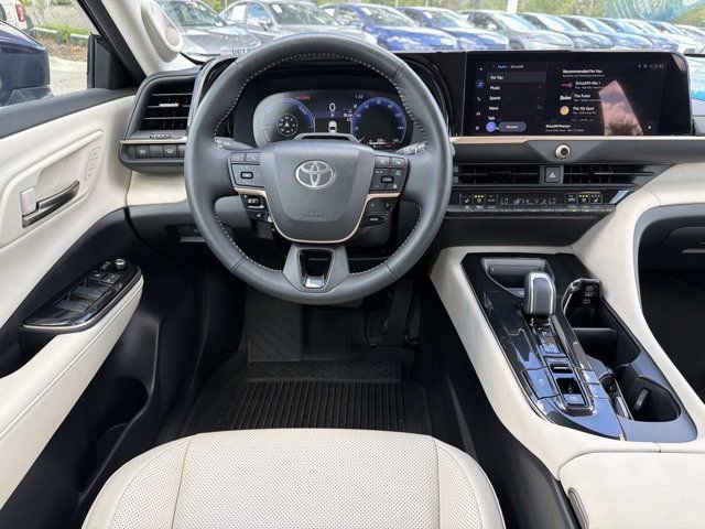 Certified 2025 Toyota Crown Limited w/ Advanced Technology Package AWD/4WD image 23