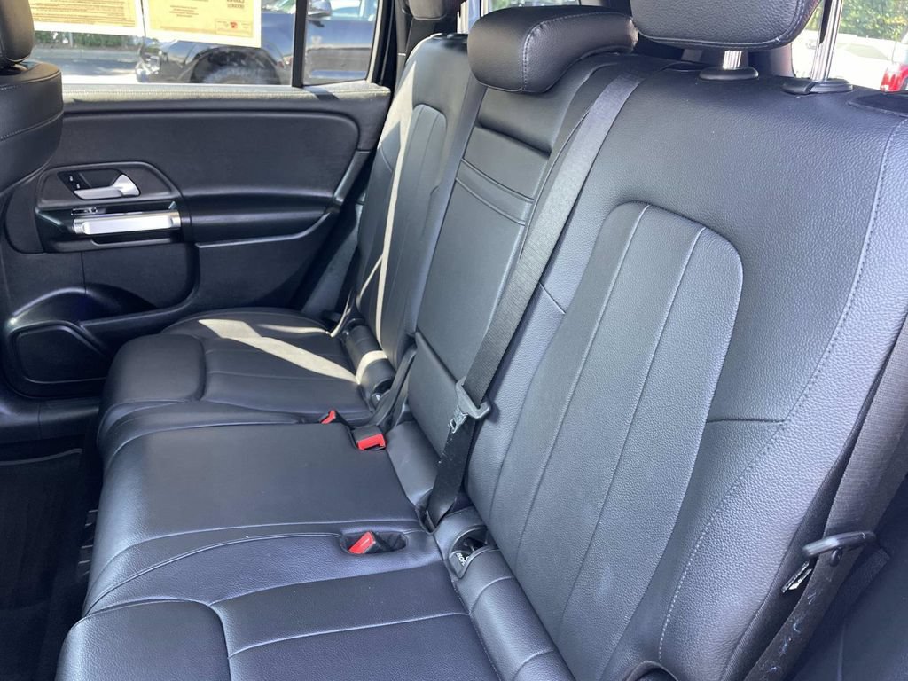 Used 2021 Mercedes-Benz GLB 250 image 13
