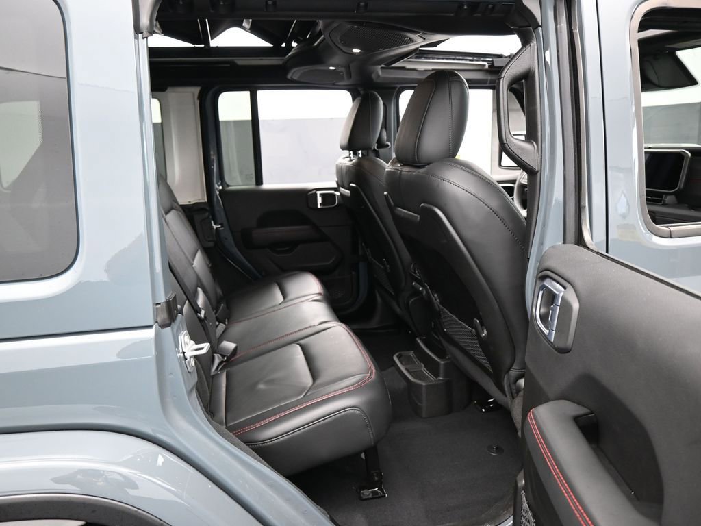 Used 2026 Jeep Wrangler Unlimited Rubicon w/ Xtreme 35 Tire Package image 32