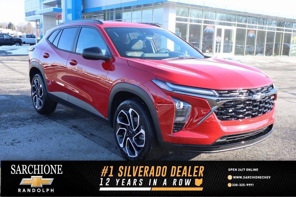 New 2026 Chevrolet Trax RS w/ Driver Confidence Package image 2