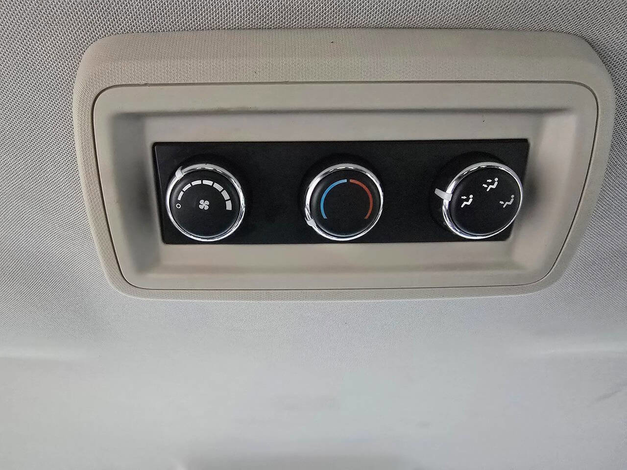 Used 2016 Dodge Journey SXT image 41