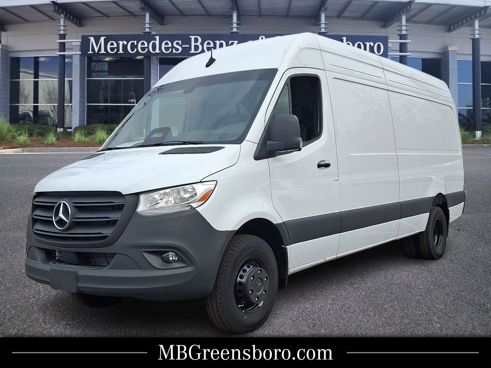 New 2025 Mercedes-Benz Sprinter 3500 image 1