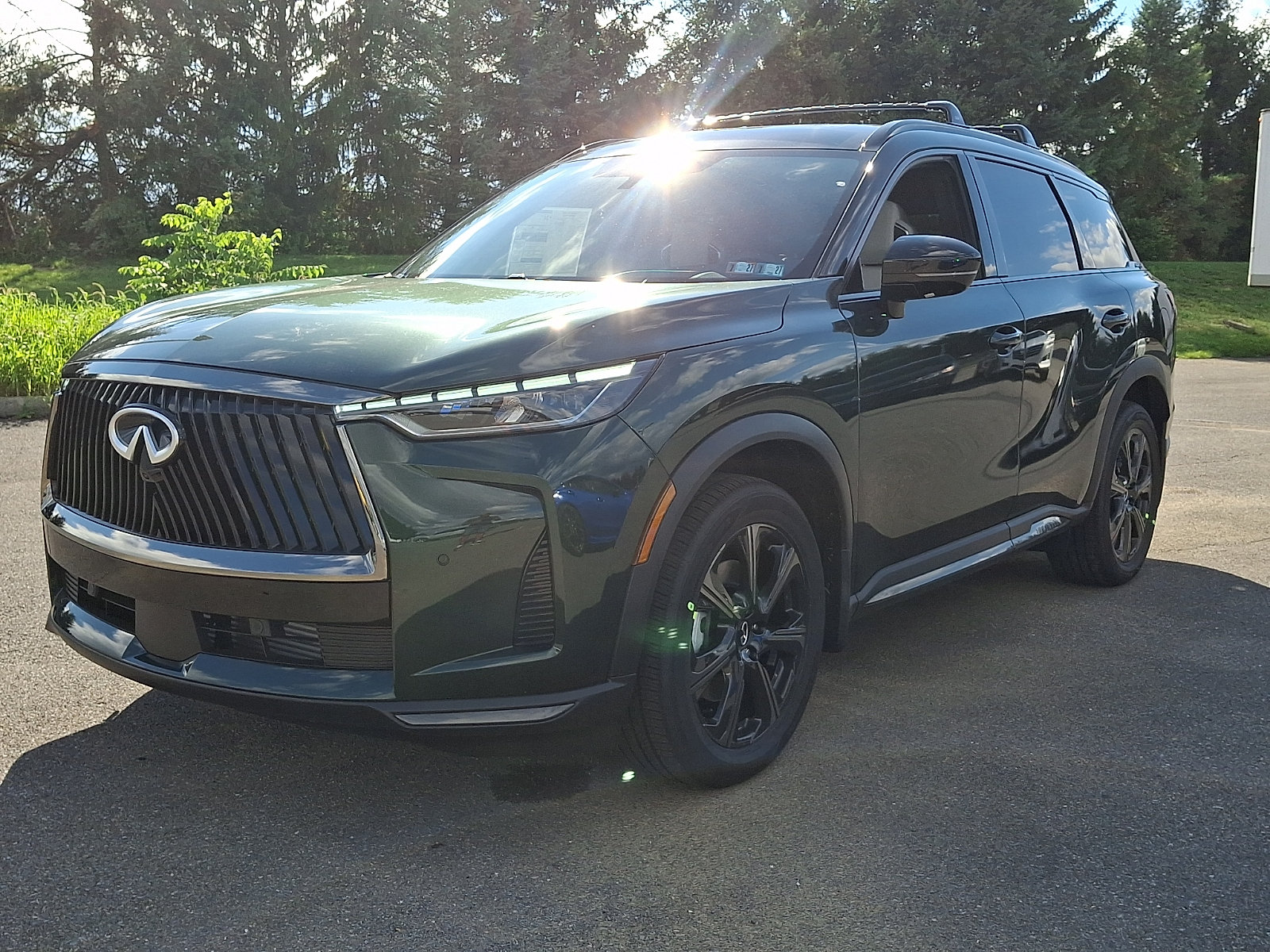 New 2027 INFINITI QX60 Autograph w/ Dark Cargo Package AWD/4WD image 2