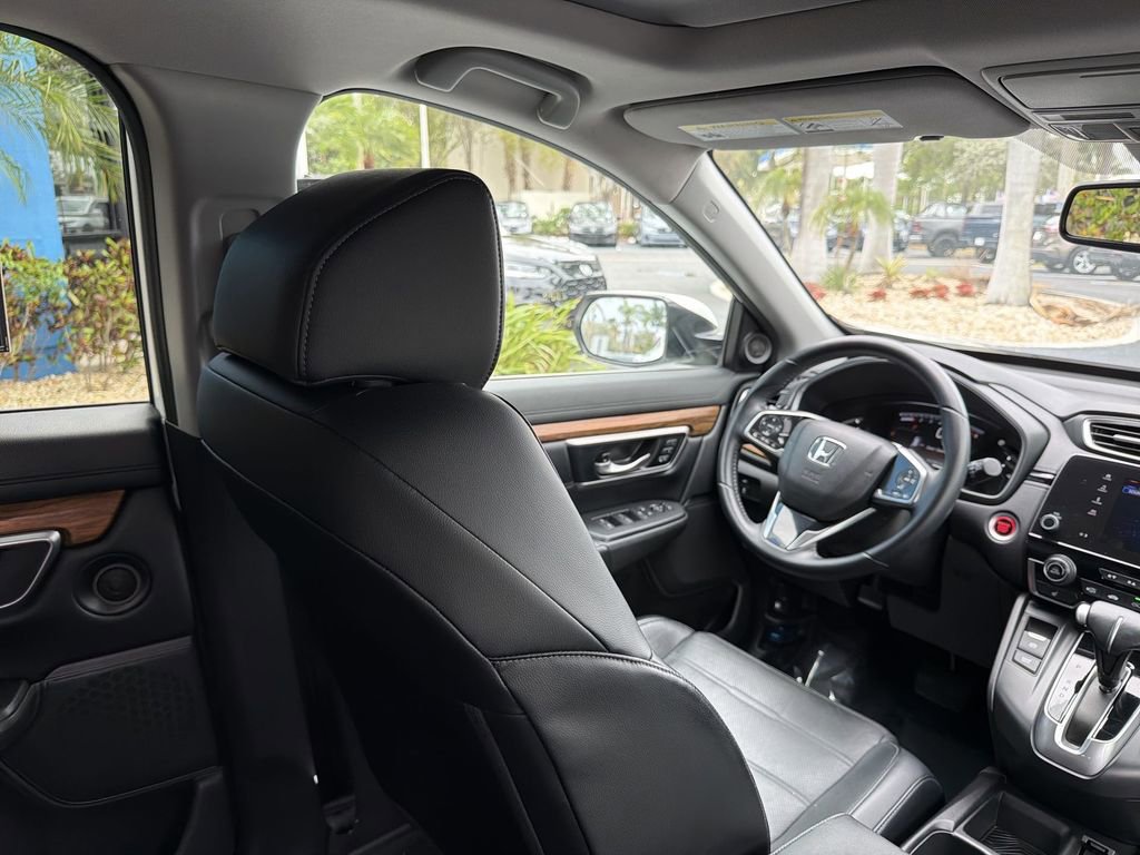 Used 2018 Honda CR-V Touring image 17