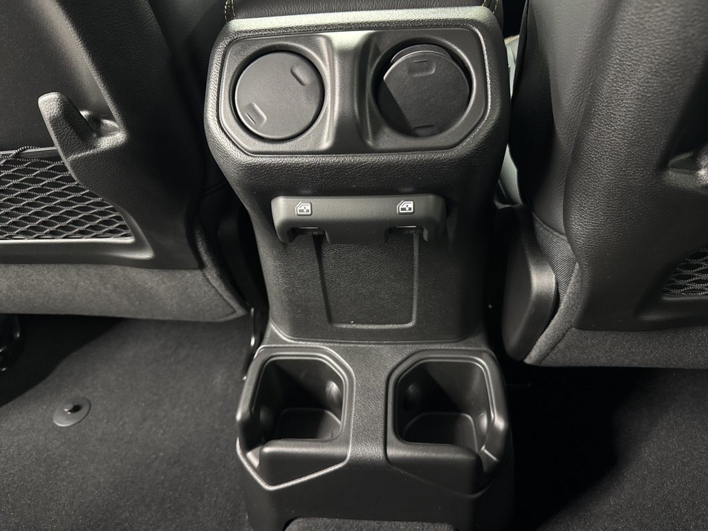 New 2026 Jeep Gladiator Sport AWD/4WD image 13