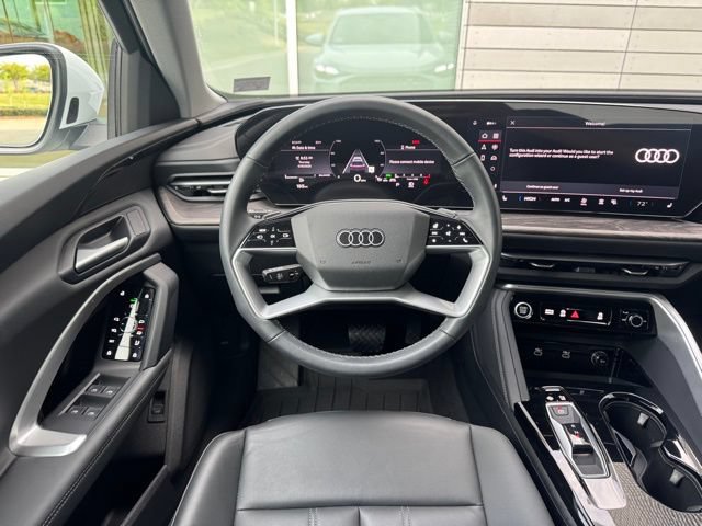 Certified 2025 Audi Q5 Premium w/ Convenience Package AWD/4WD image 12