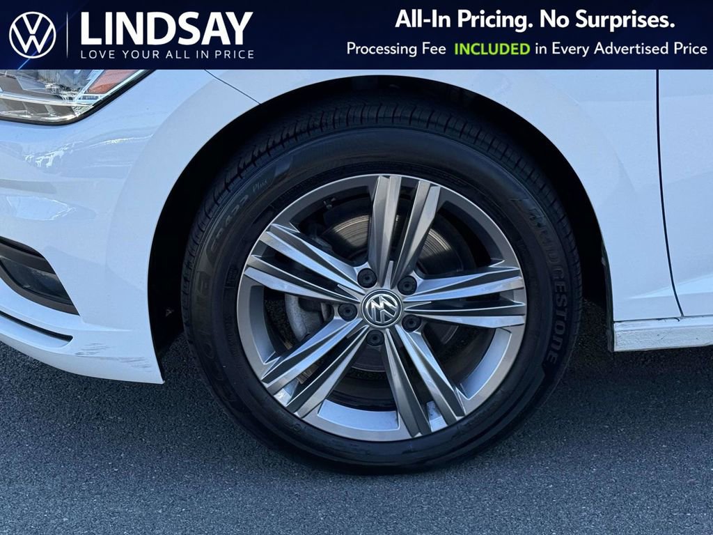 Used 2019 Volkswagen Jetta R-Line image 8