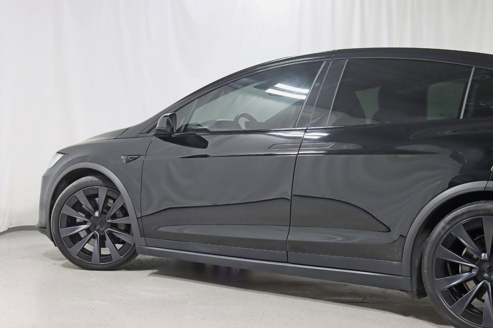 Used 2022 Tesla Model X Plaid image 12