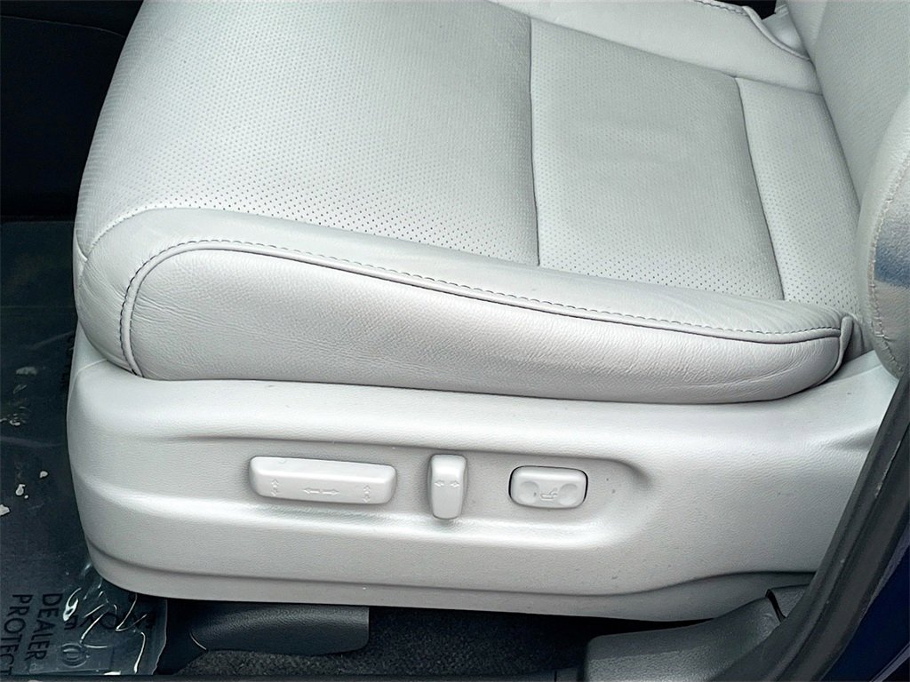 Used 2025 Honda Passport EX-L image 18