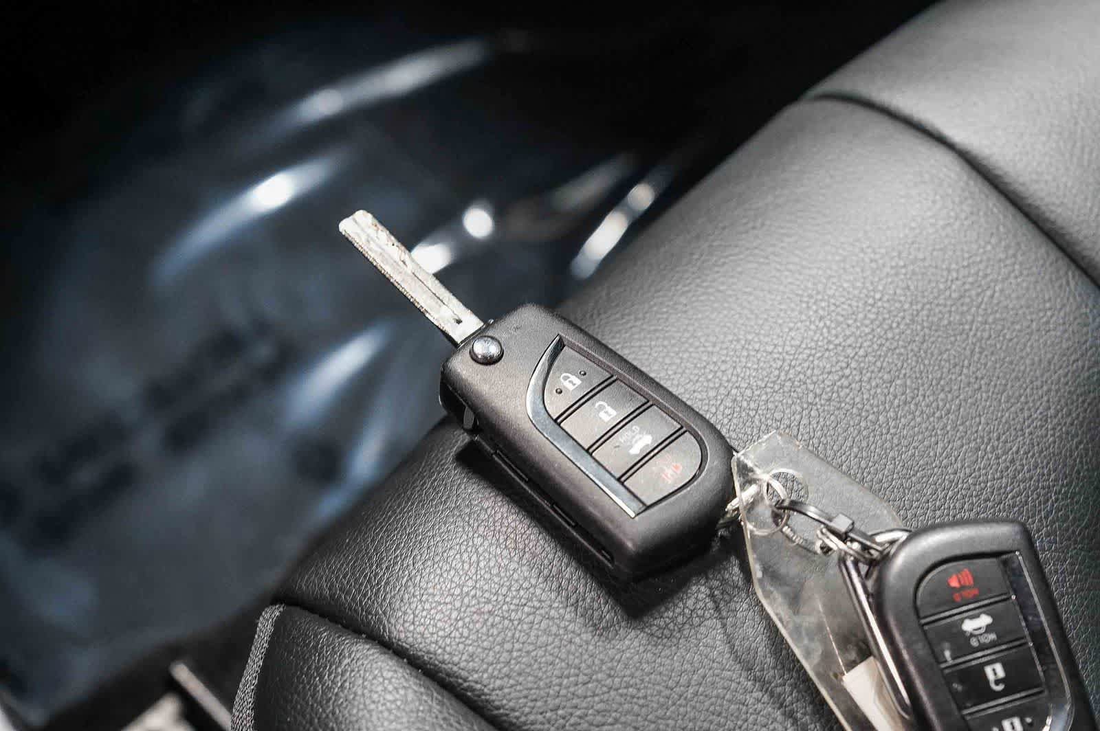 Certified 2024 Toyota Camry SE FWD image 28