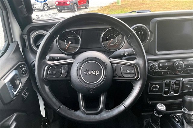 Used 2021 Jeep Gladiator Willys image 5