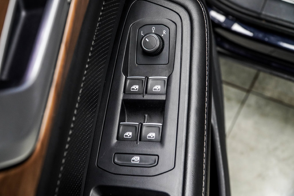 Used 2024 Volkswagen Atlas SE AWD/4WD image 34