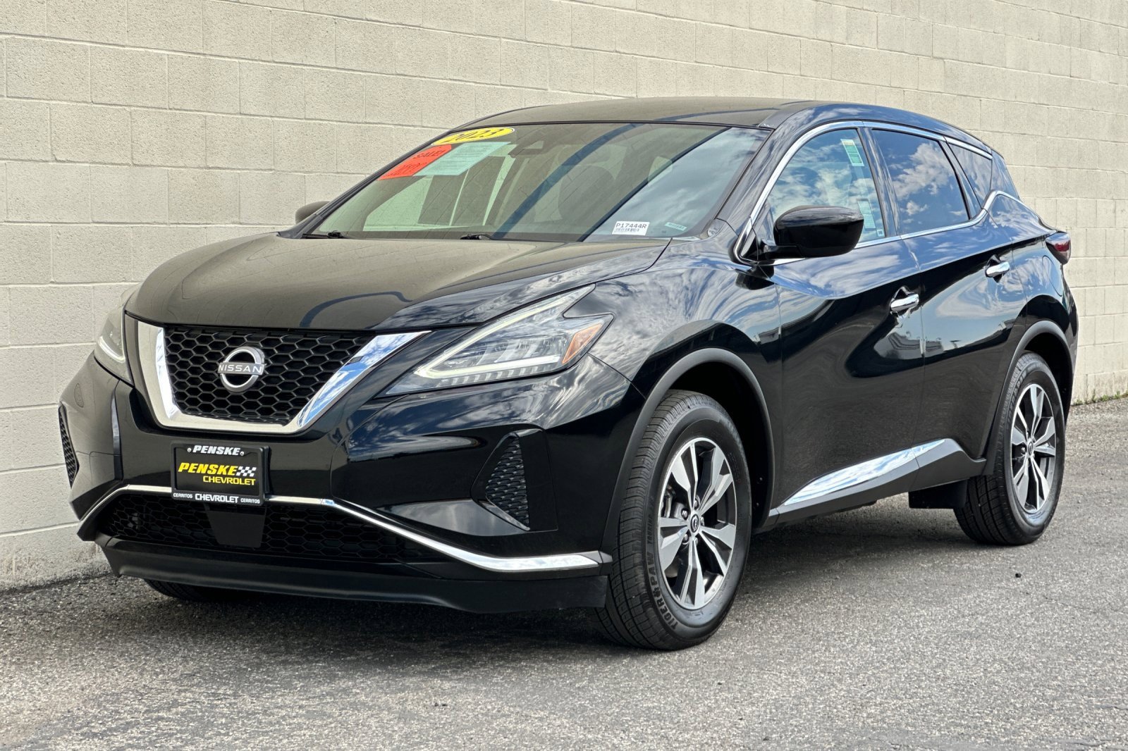 Used 2023 Nissan Murano S image 8