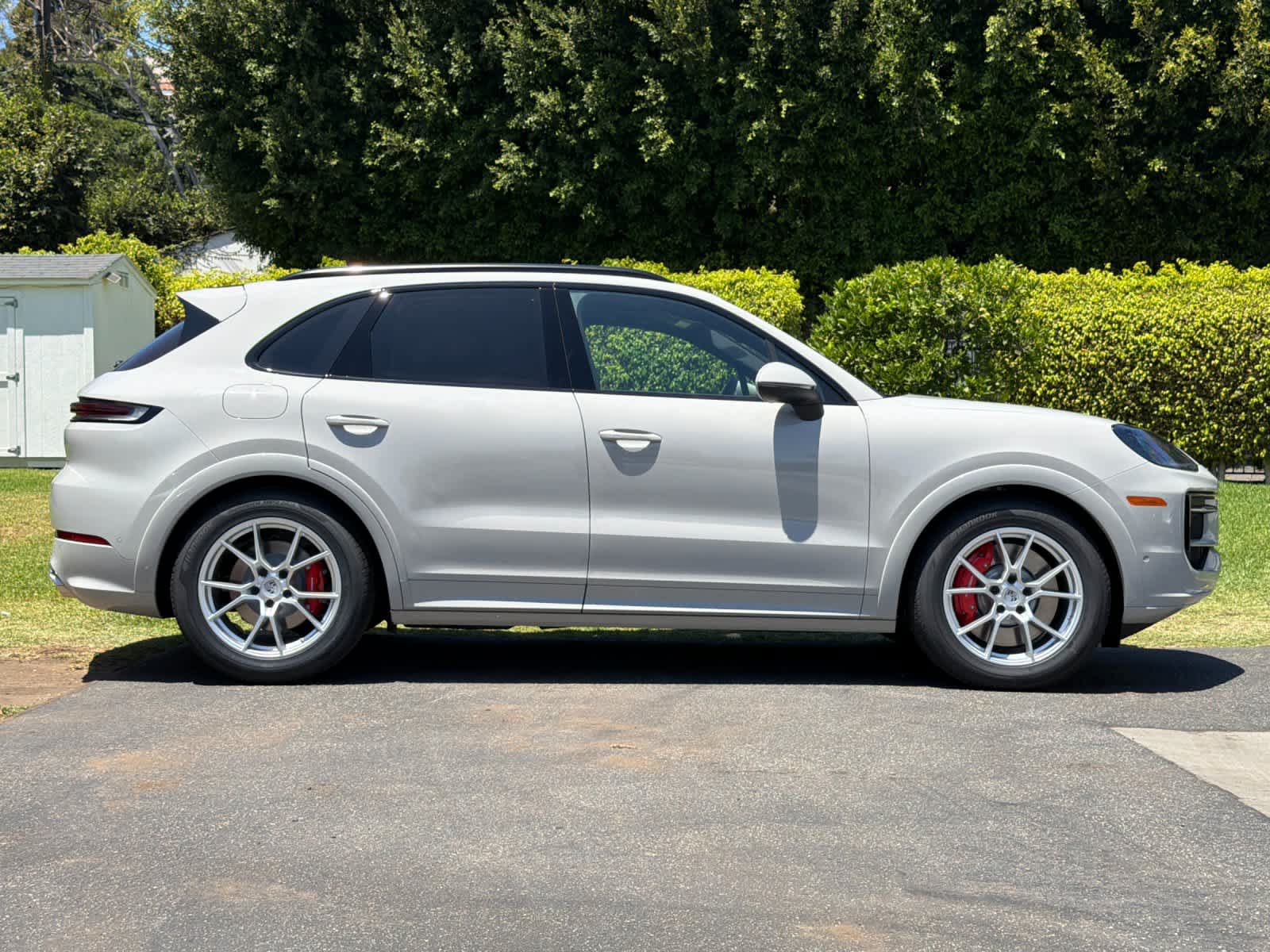 New 2026 Porsche Cayenne S AWD/4WD image 9