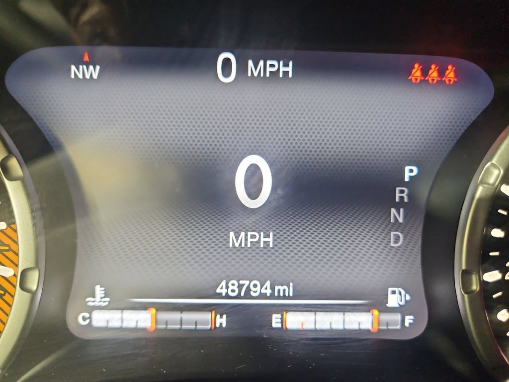 Used 2019 Jeep Renegade Altitude w/ UConnect 8.4 Nav Group AWD/4WD image 17