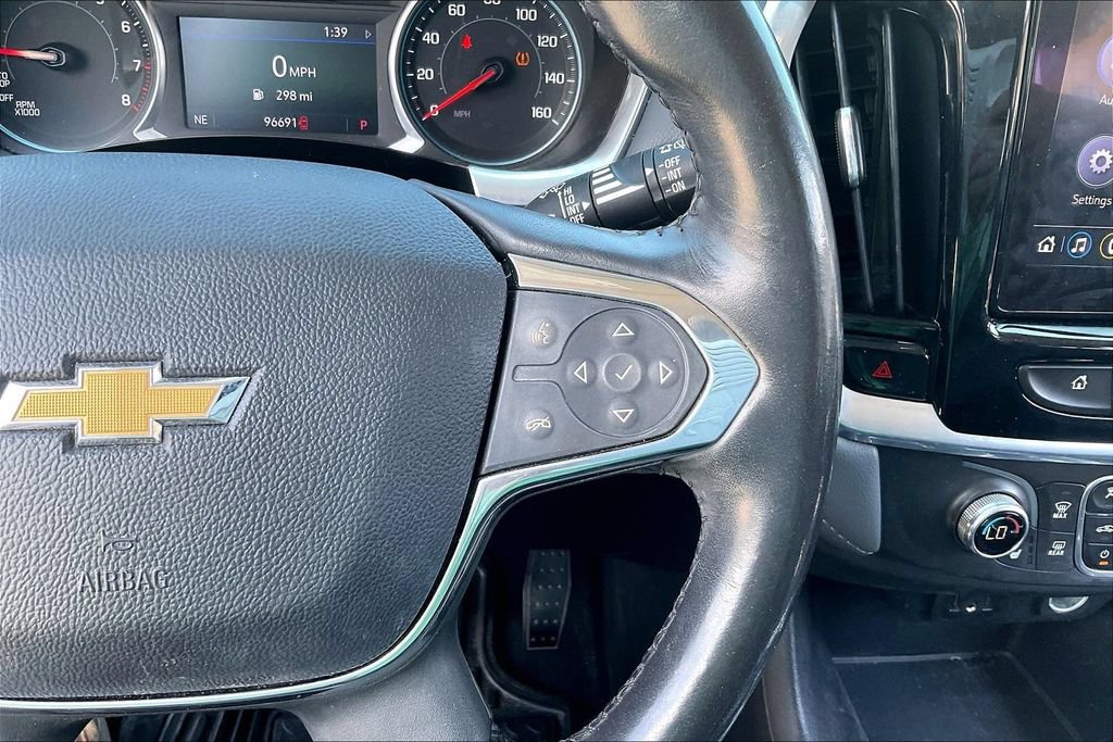 Used 2020 Chevrolet Traverse LT w/ Driver Confidence II Package FWD image 12