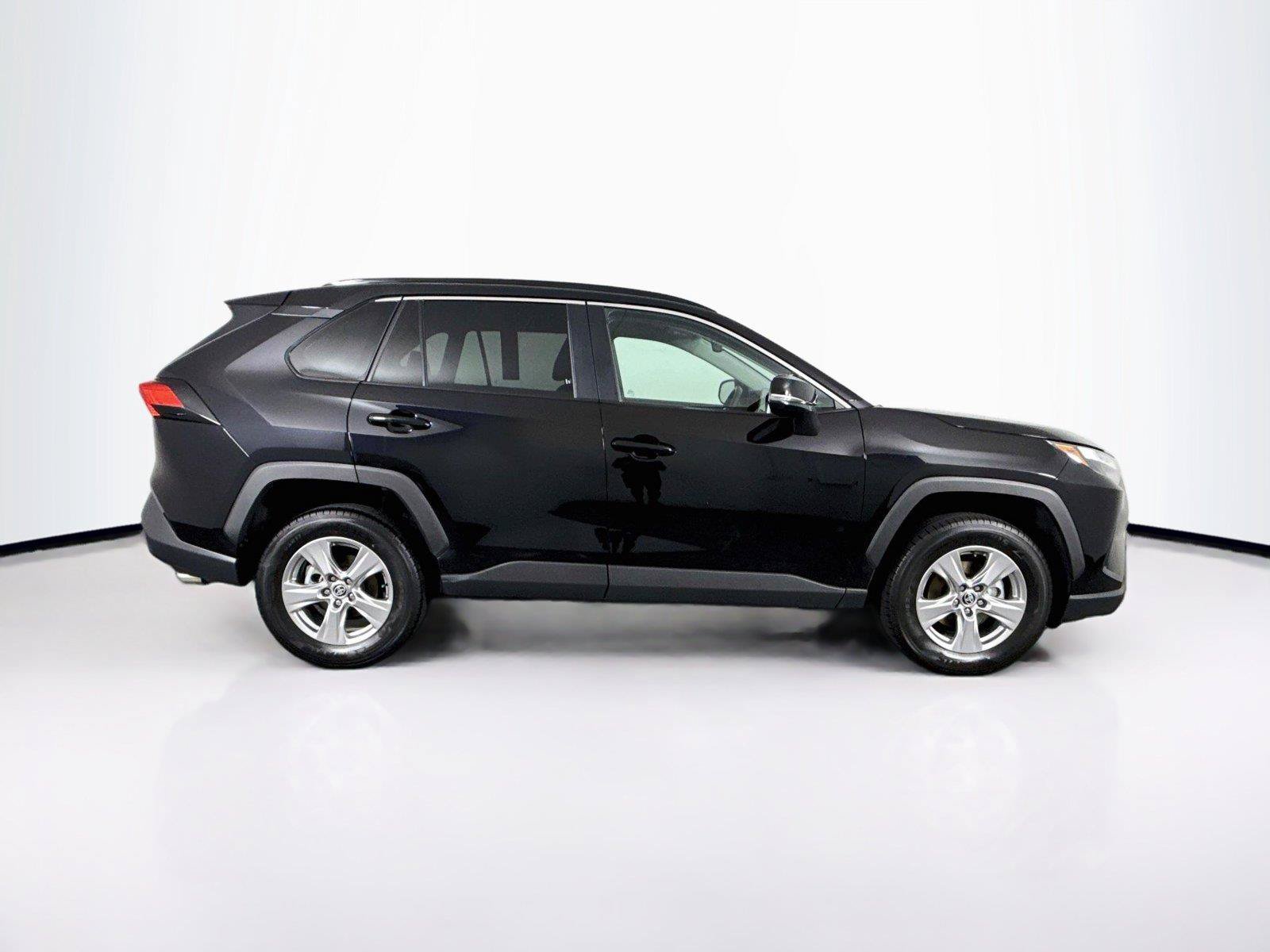 Certified 2025 Toyota RAV4 XLE AWD/4WD image 10