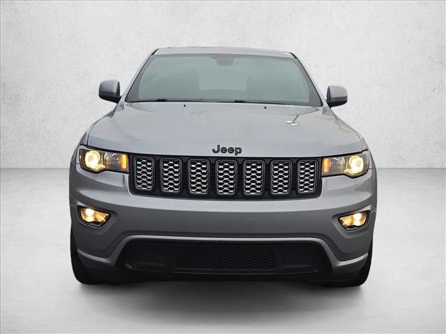 Used 2019 Jeep Grand Cherokee Altitude image 2