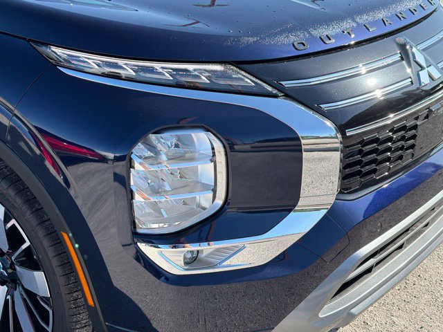 New 2026 Mitsubishi Outlander SEL FWD image 9