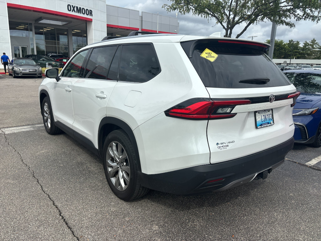 Certified 2024 Toyota Grand Highlander AWD Hybrid image 4