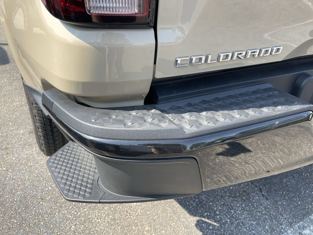 Used 2023 Chevrolet Colorado W/T RWD image 7