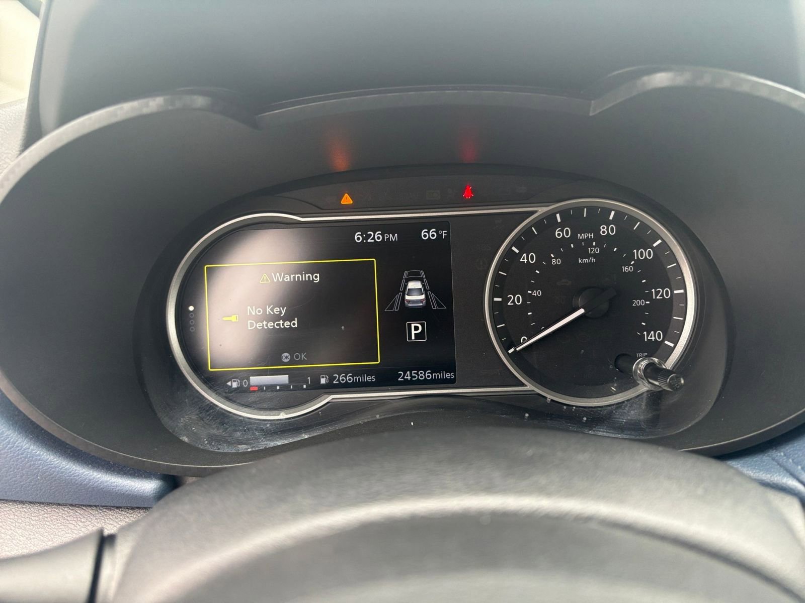 Used 2025 Nissan Versa SV FWD image 38