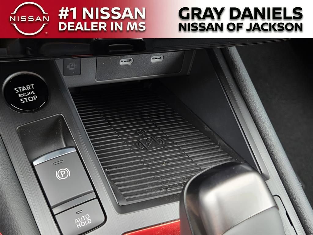 New 2026 Nissan Kicks SR image 12