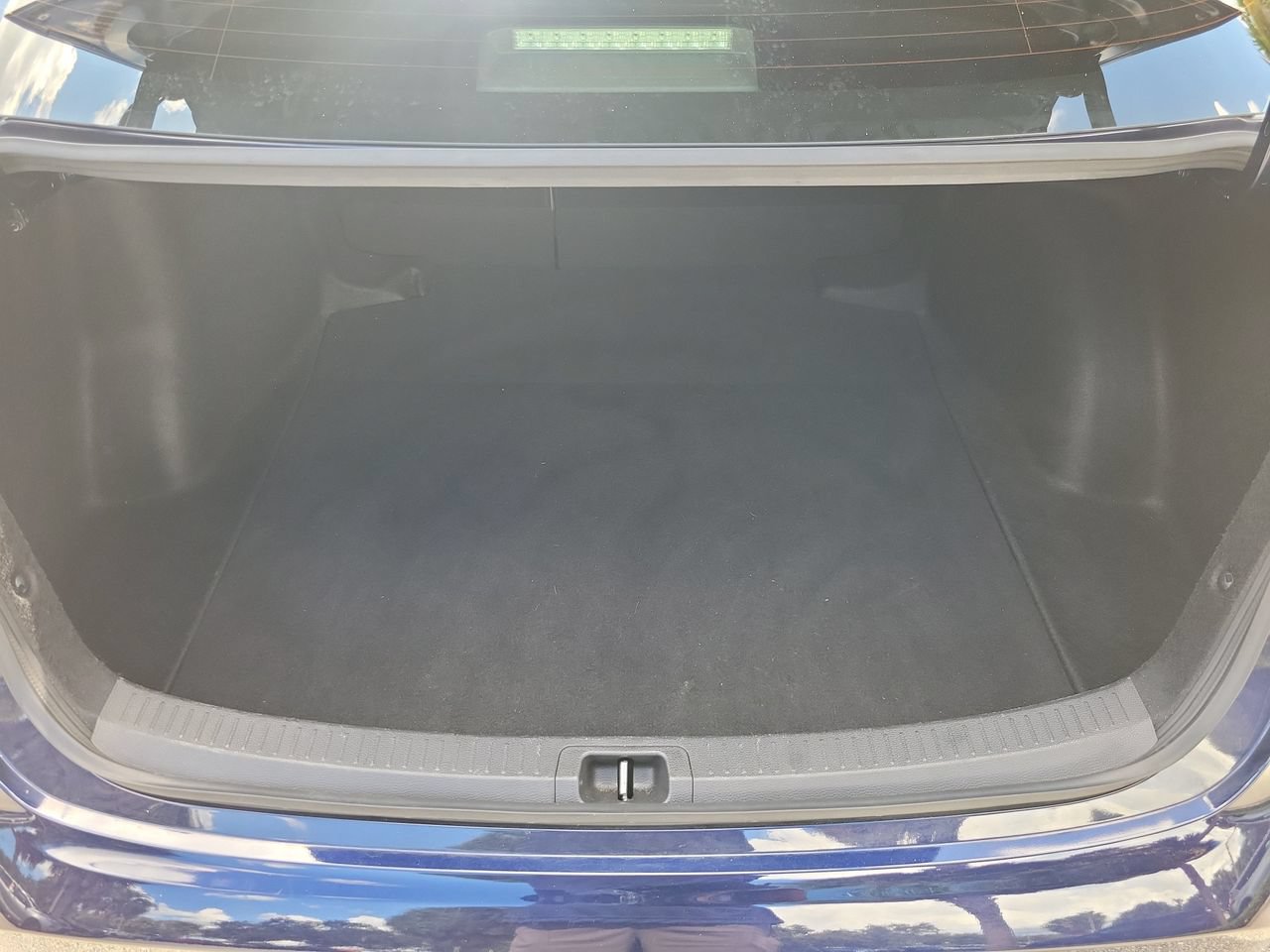 Used 2025 Toyota Corolla LE FWD image 8
