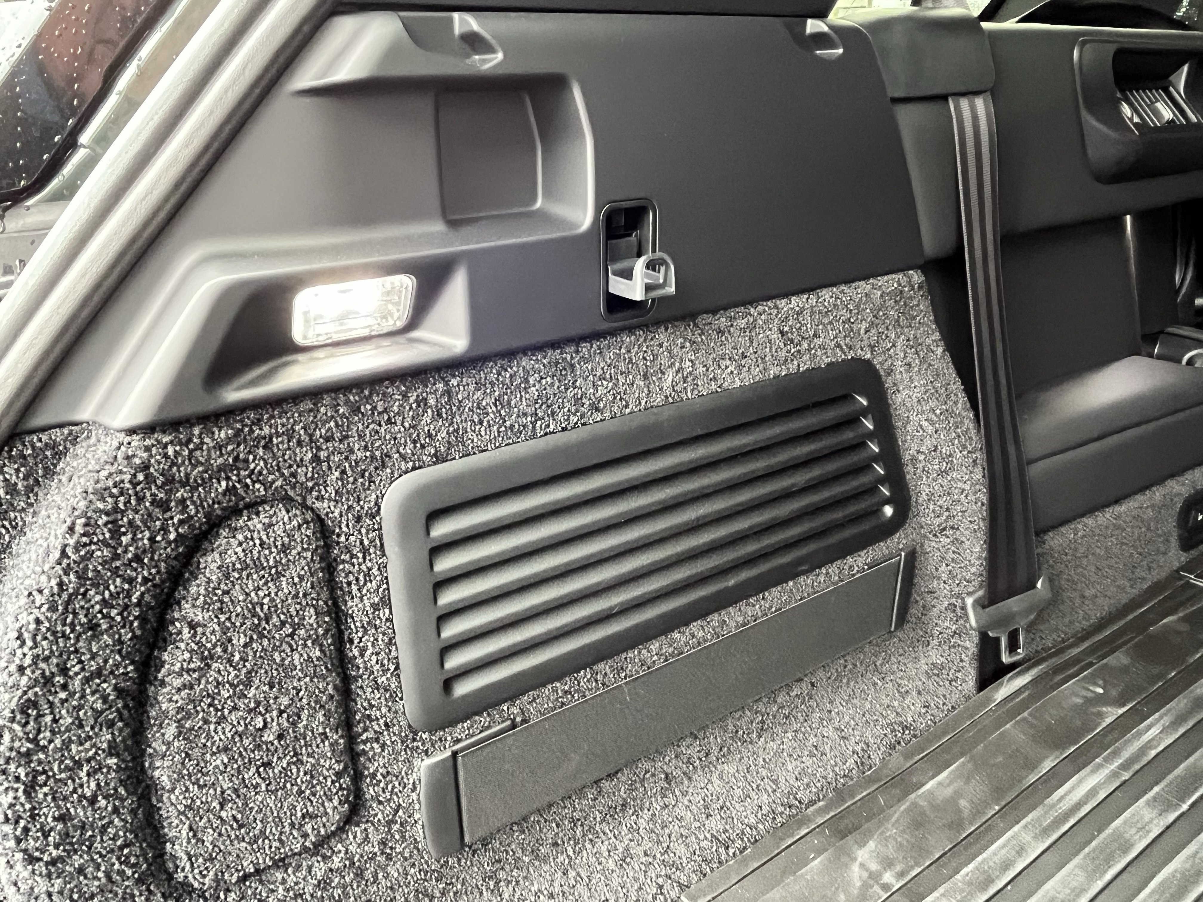 Certified 2025 Land Rover Range Rover Long Wheelbase SE image 28