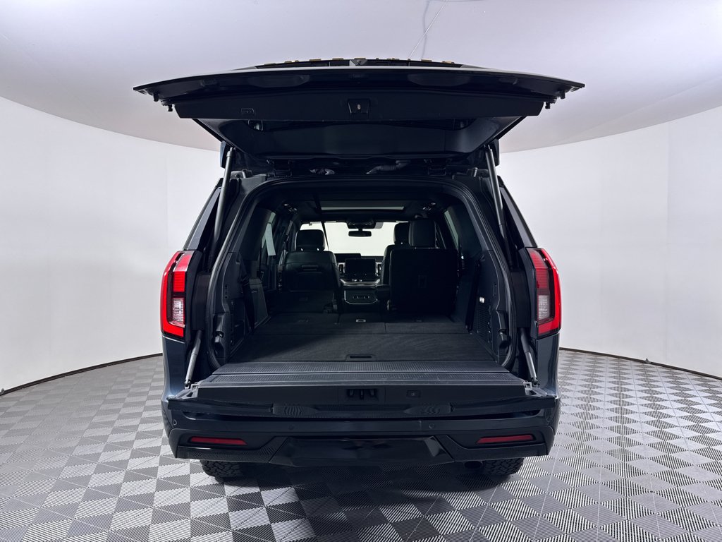 Used 2025 Ford Expedition Tremor AWD/4WD image 10