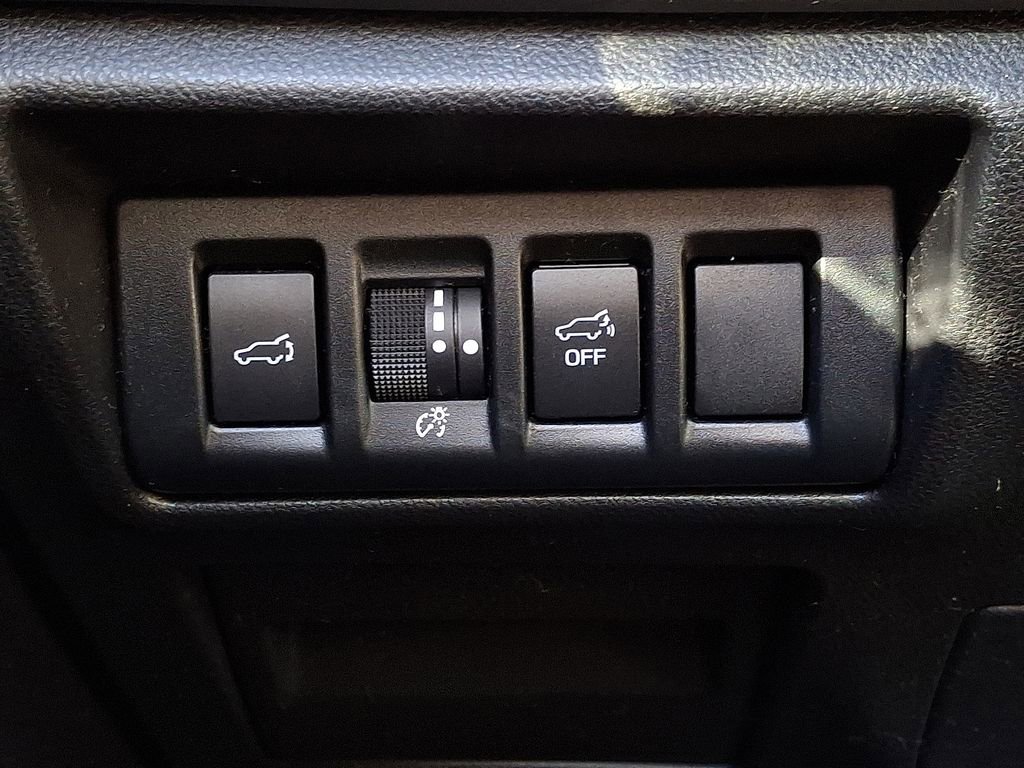 Used 2021 Subaru Outback Limited w/ Popular Package #2 image 25