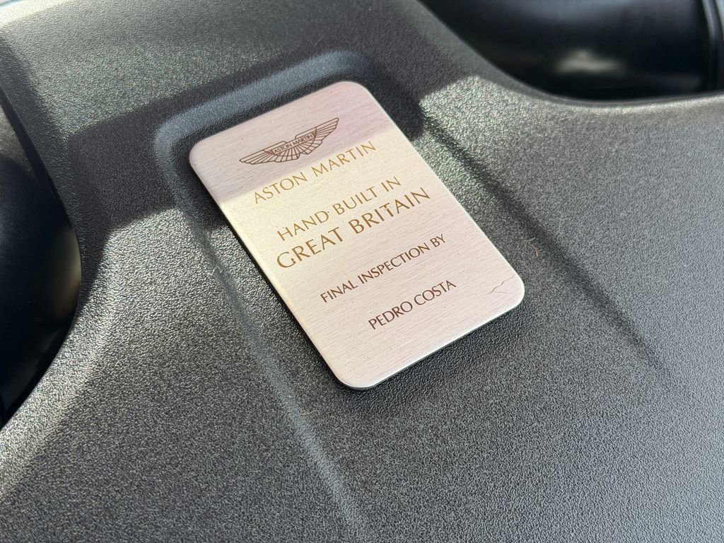 Used 2023 Aston Martin V8 Vantage Coupe image 22