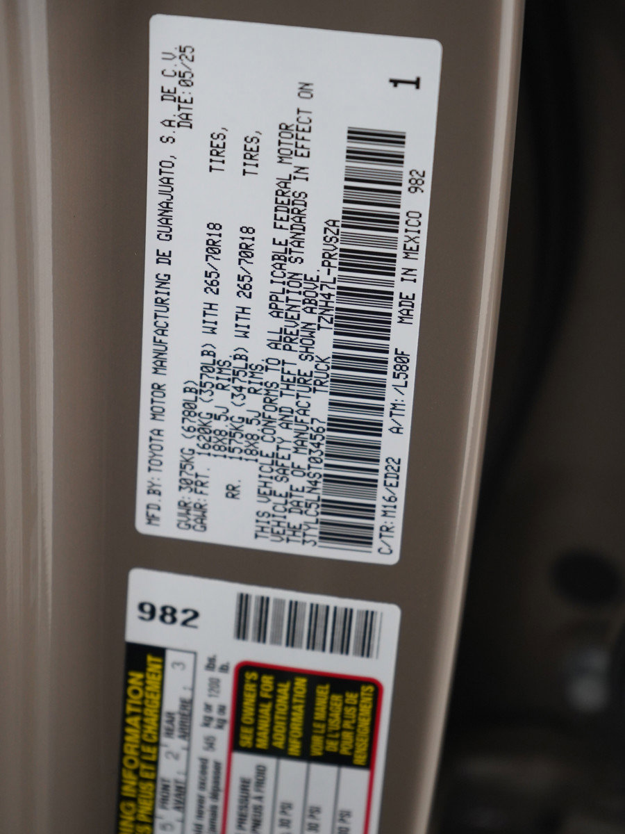 Used 2025 Toyota Tacoma TRD Pro image 32