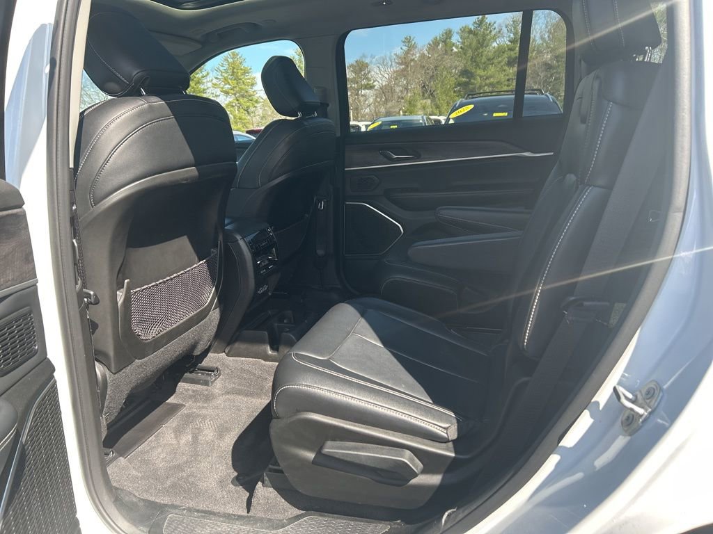 Used 2021 Jeep Grand Cherokee L Limited w/ Trailer Tow Group (B) image 27