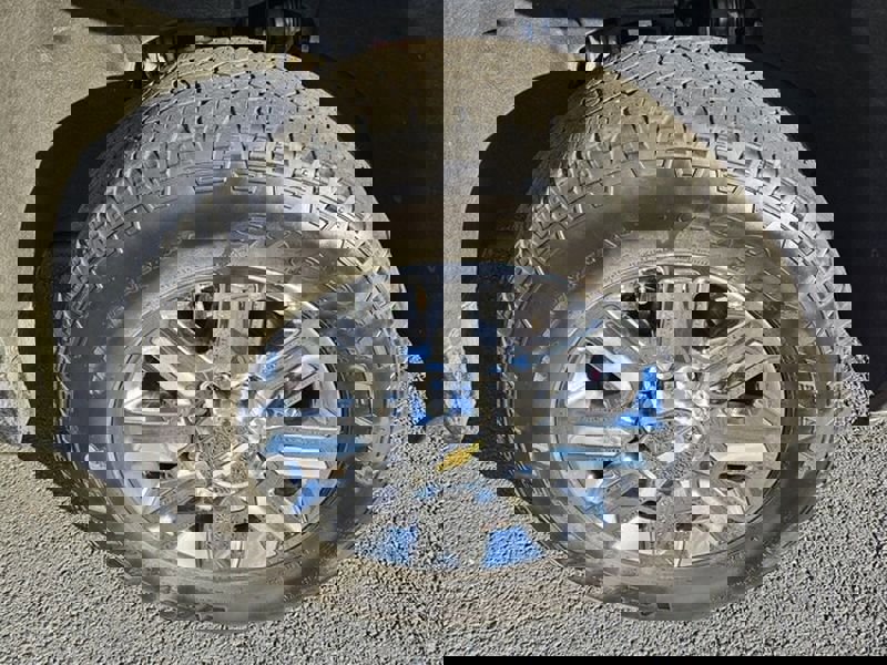 Used 2024 Chevrolet Silverado 2500 High Country w/ High Country Premium Package image 18