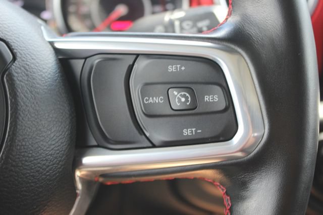 Used 2021 Jeep Gladiator Rubicon AWD/4WD image 17