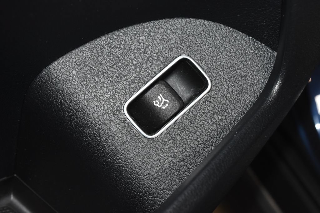 Used 2024 Mercedes-Benz GLE 350 4MATIC image 7