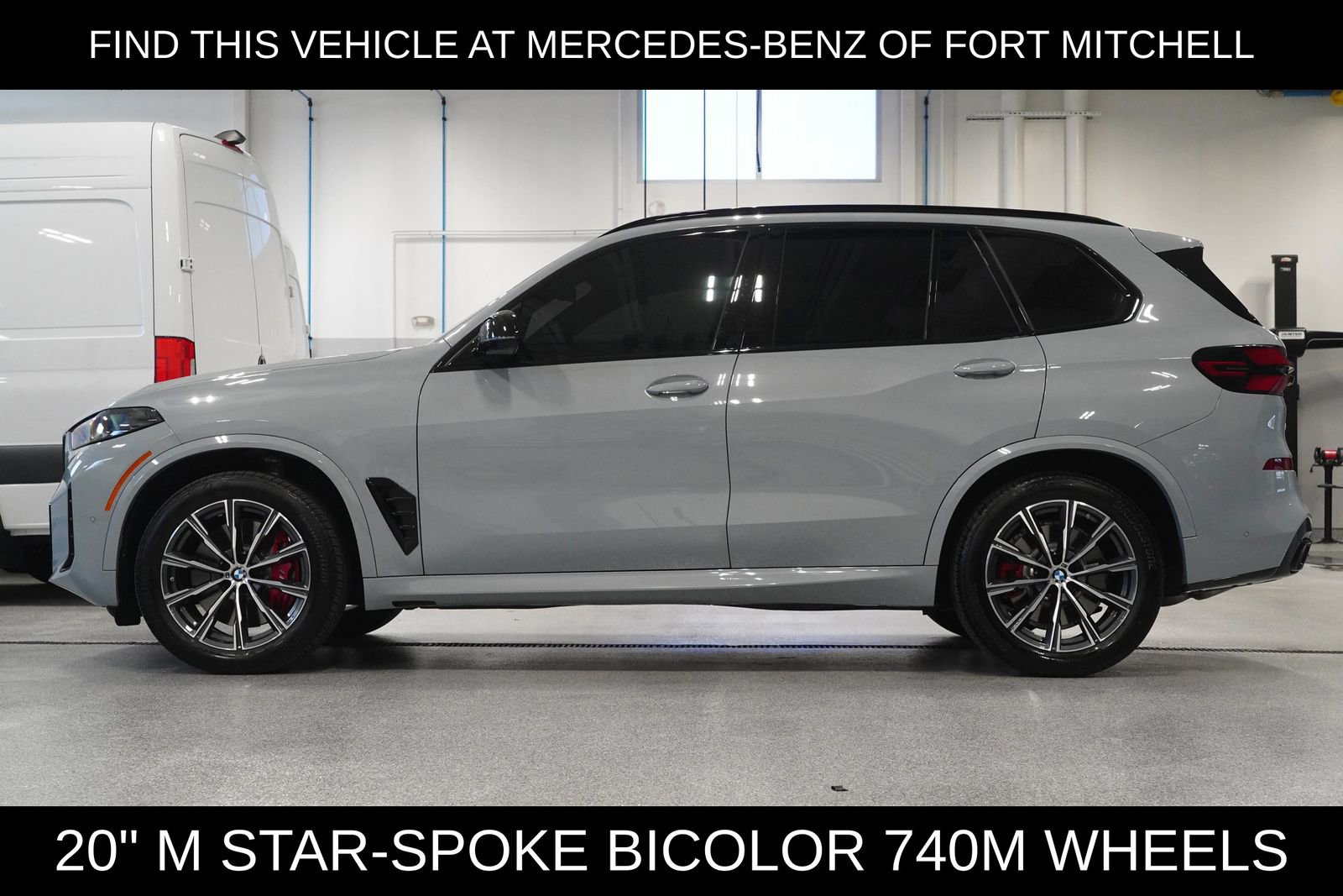 Used 2025 BMW X5 M60i image 4
