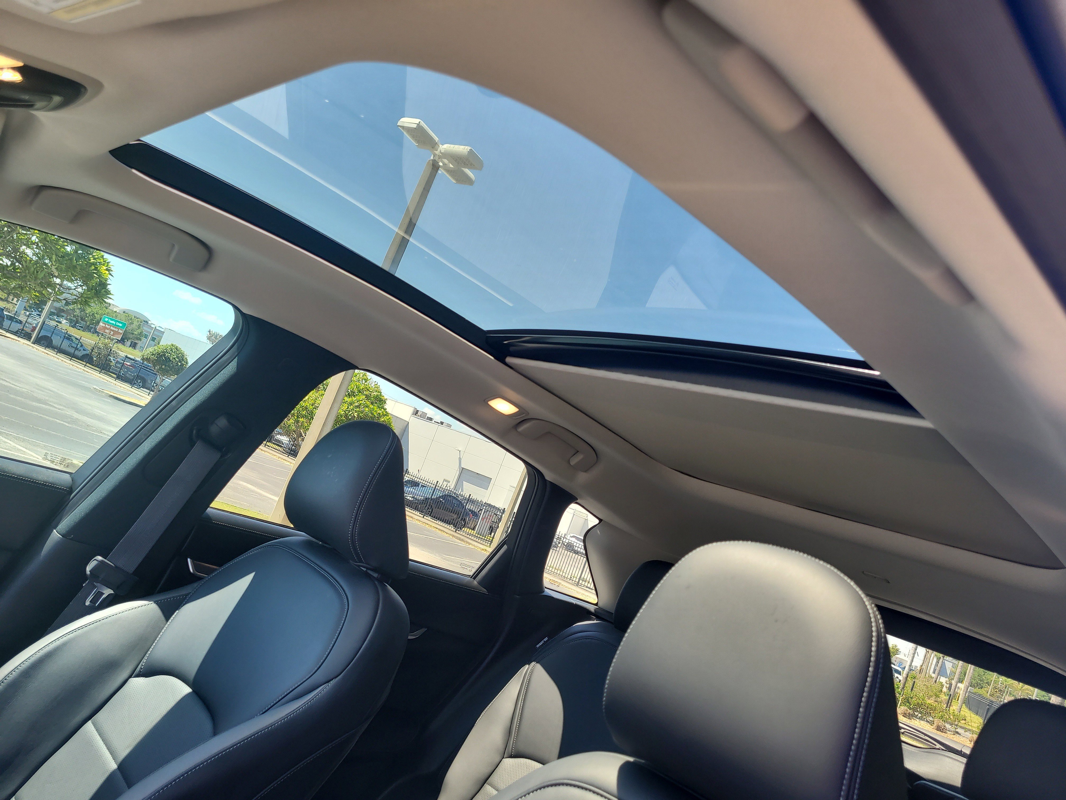 Used 2023 INFINITI QX50 Luxe FWD image 23