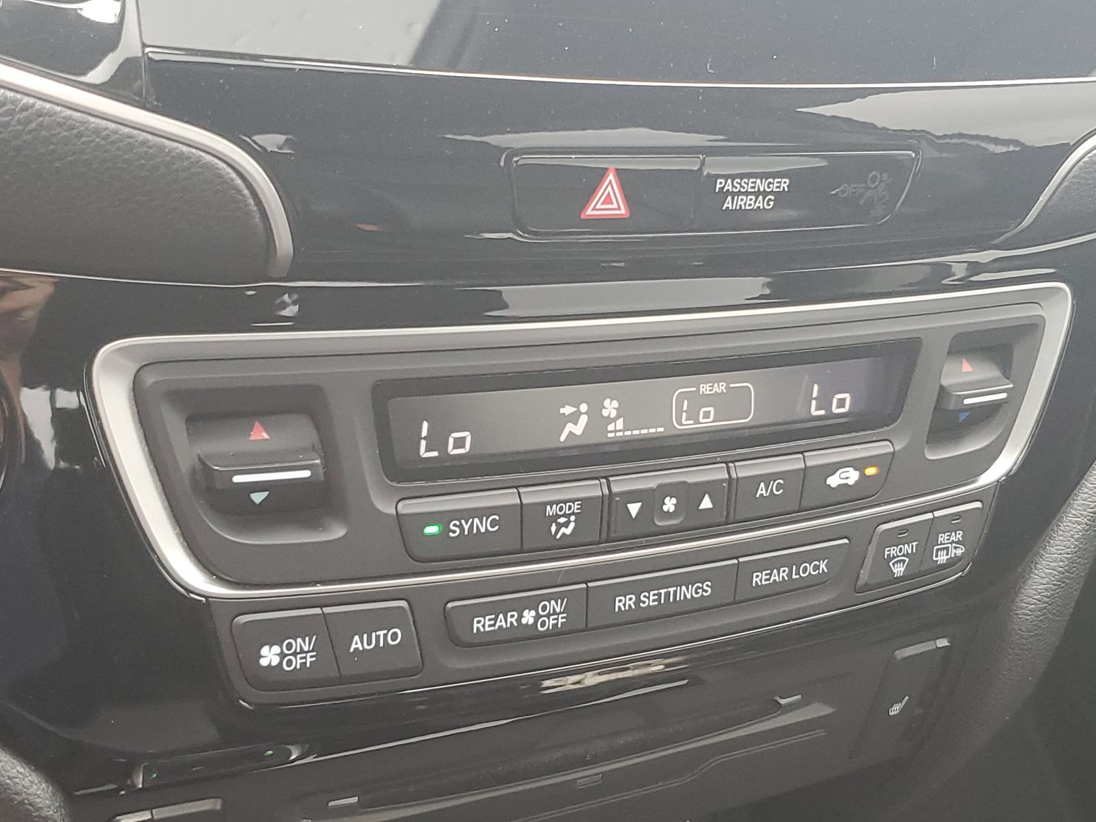 Used 2019 Honda Pilot Touring image 31
