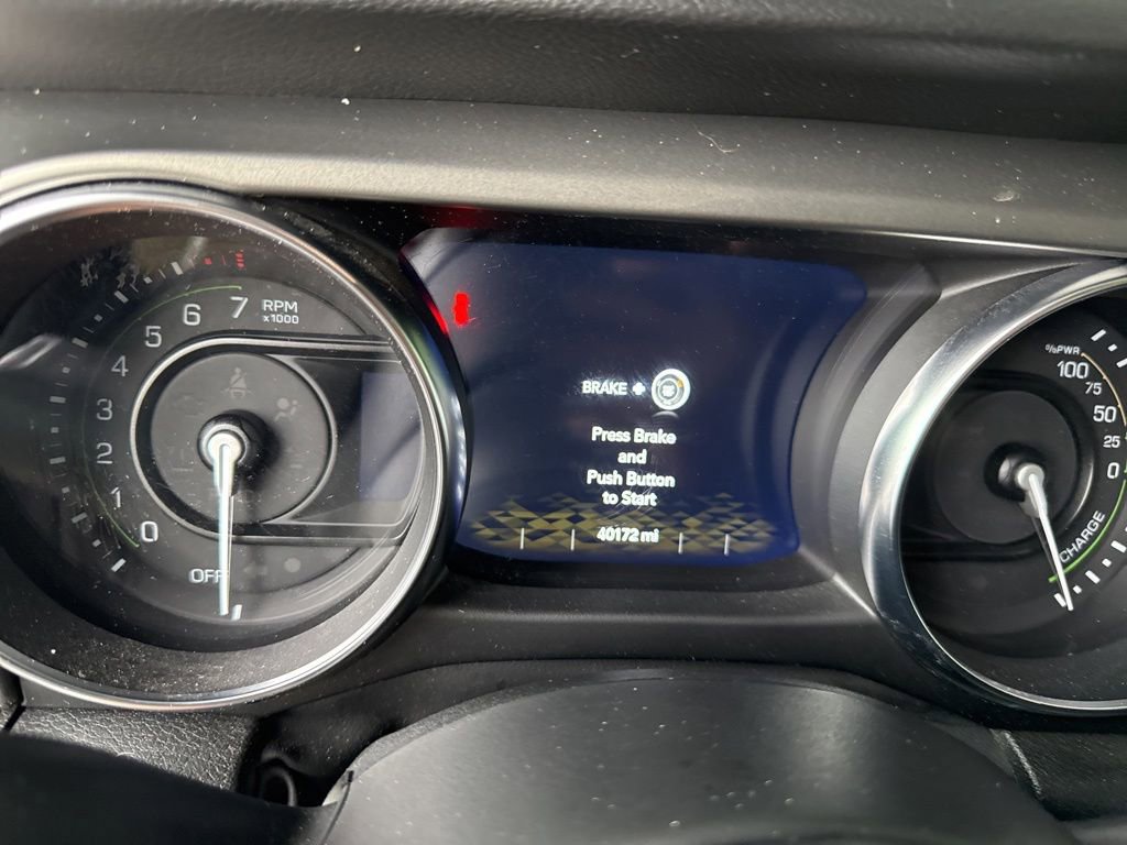 Used 2023 Jeep Wrangler Unlimited w/ Cold Weather Group AWD/4WD image 10