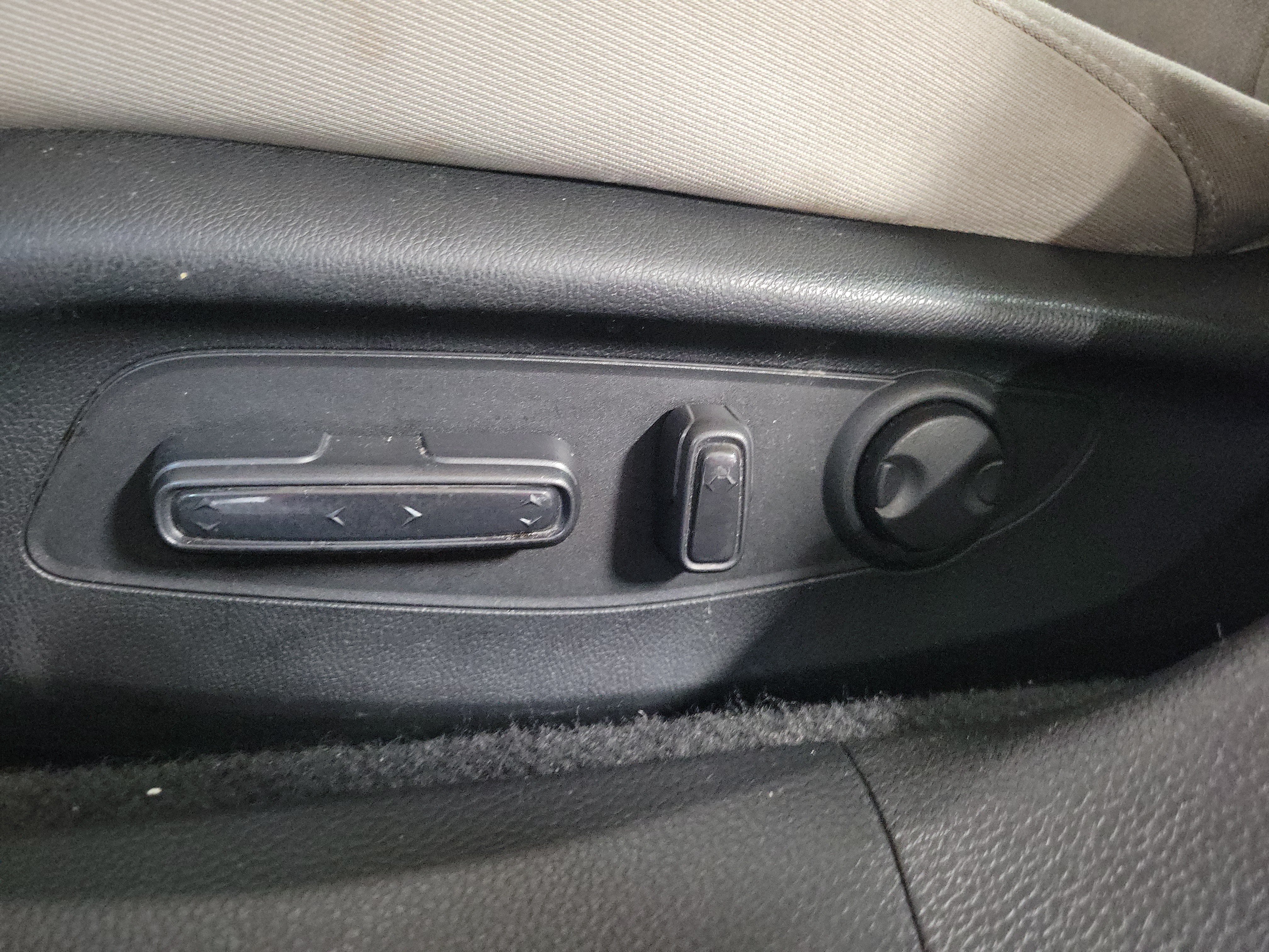 Used 2023 Honda Accord EX image 18