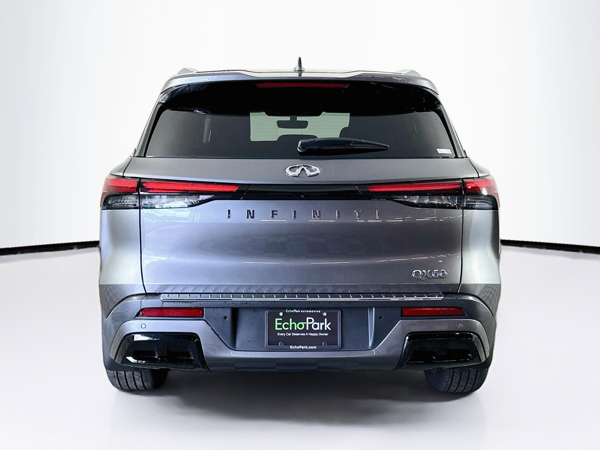 Used 2023 INFINITI QX60 Luxe w/ Performance Audio Package FWD image 7