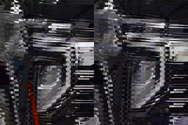 New 2026 Chevrolet Suburban Premier image 12